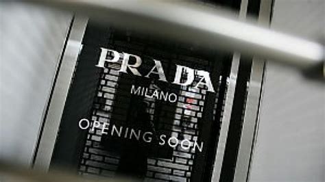 Prada sbarca a Torino, inaugurato il primo negozio .